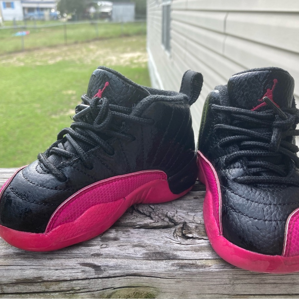 Baby Jordan’s pink and black